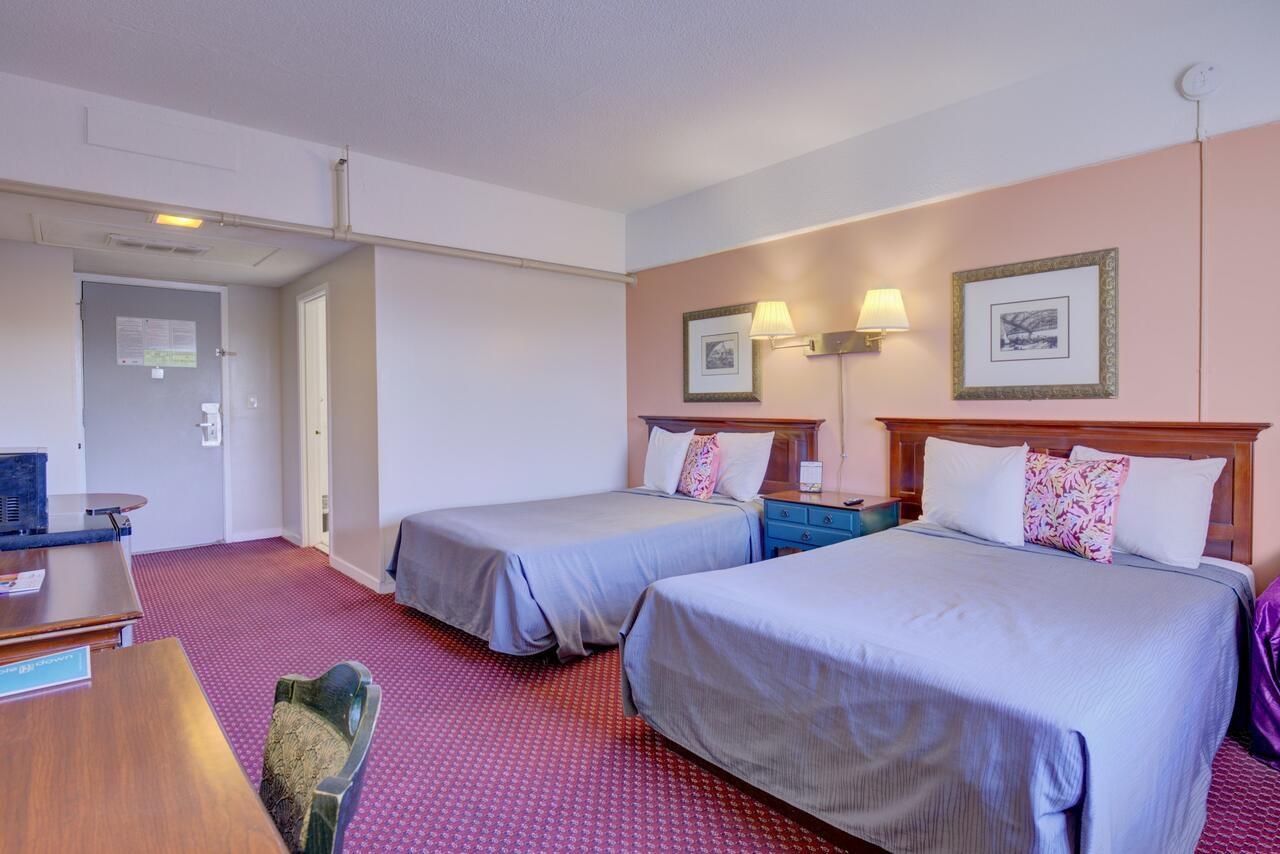 Motel 6 Norfolk, Va East Little Creek מראה חיצוני תמונה