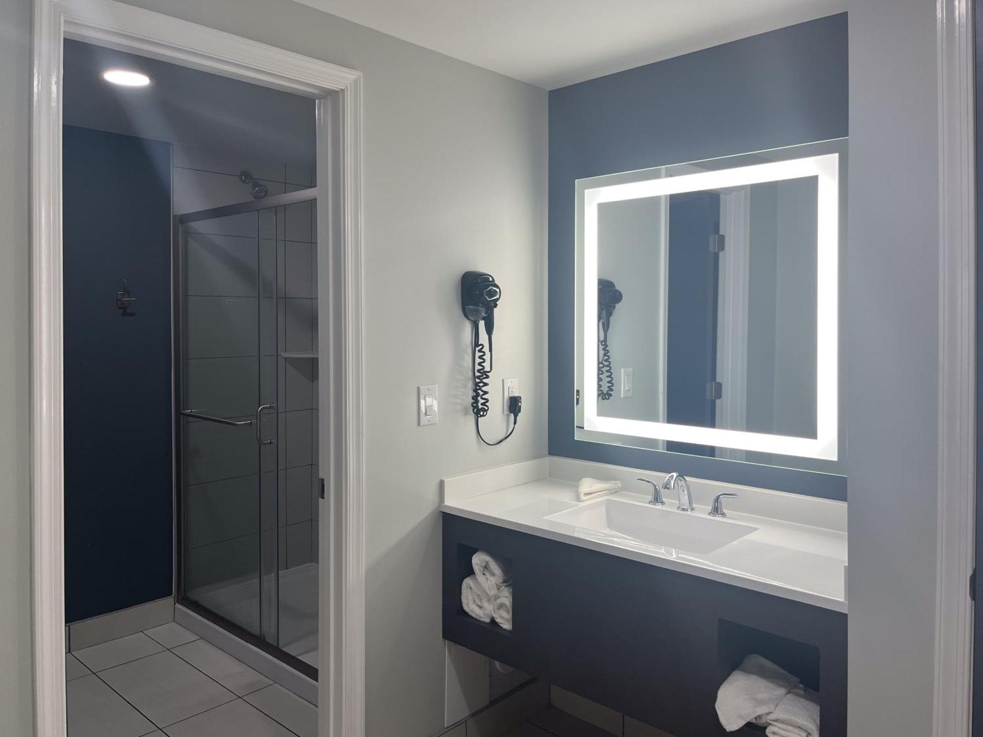Motel 6 Norfolk, Va East Little Creek מראה חיצוני תמונה