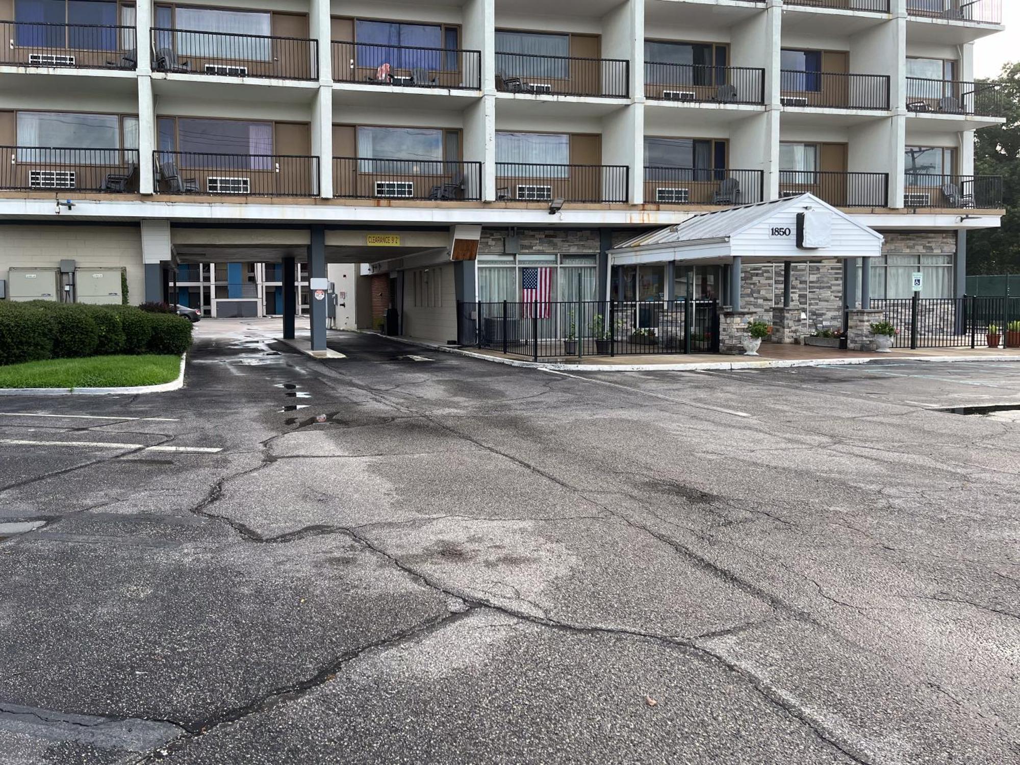 Motel 6 Norfolk, Va East Little Creek מראה חיצוני תמונה