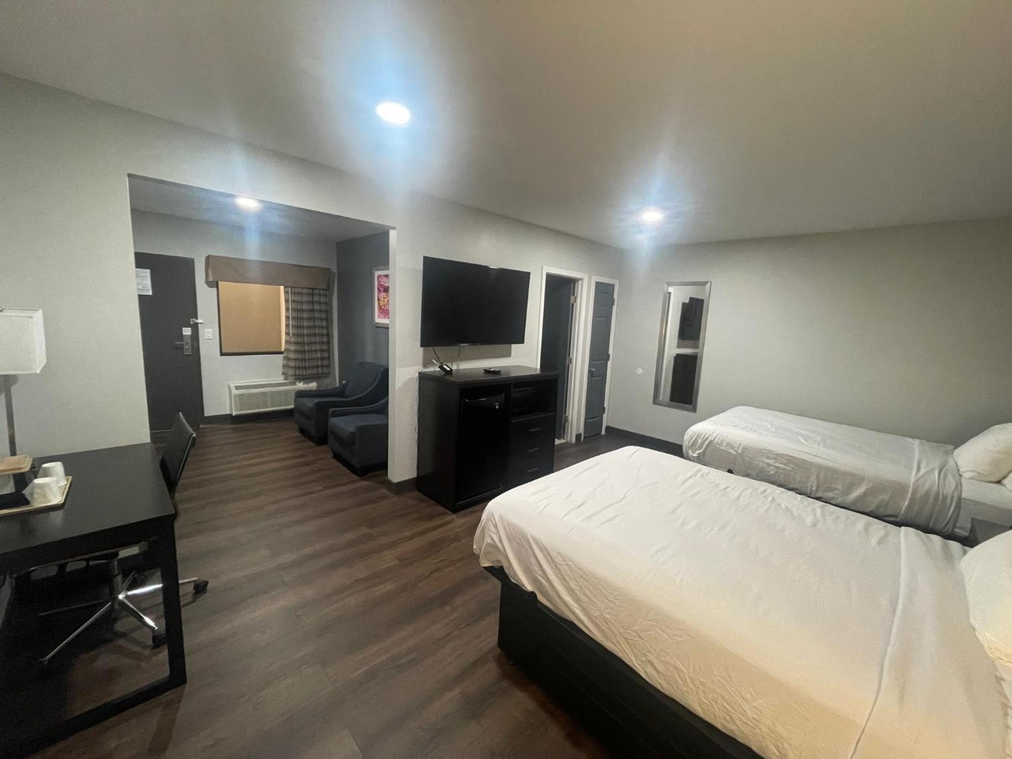 Motel 6 Norfolk, Va East Little Creek מראה חיצוני תמונה