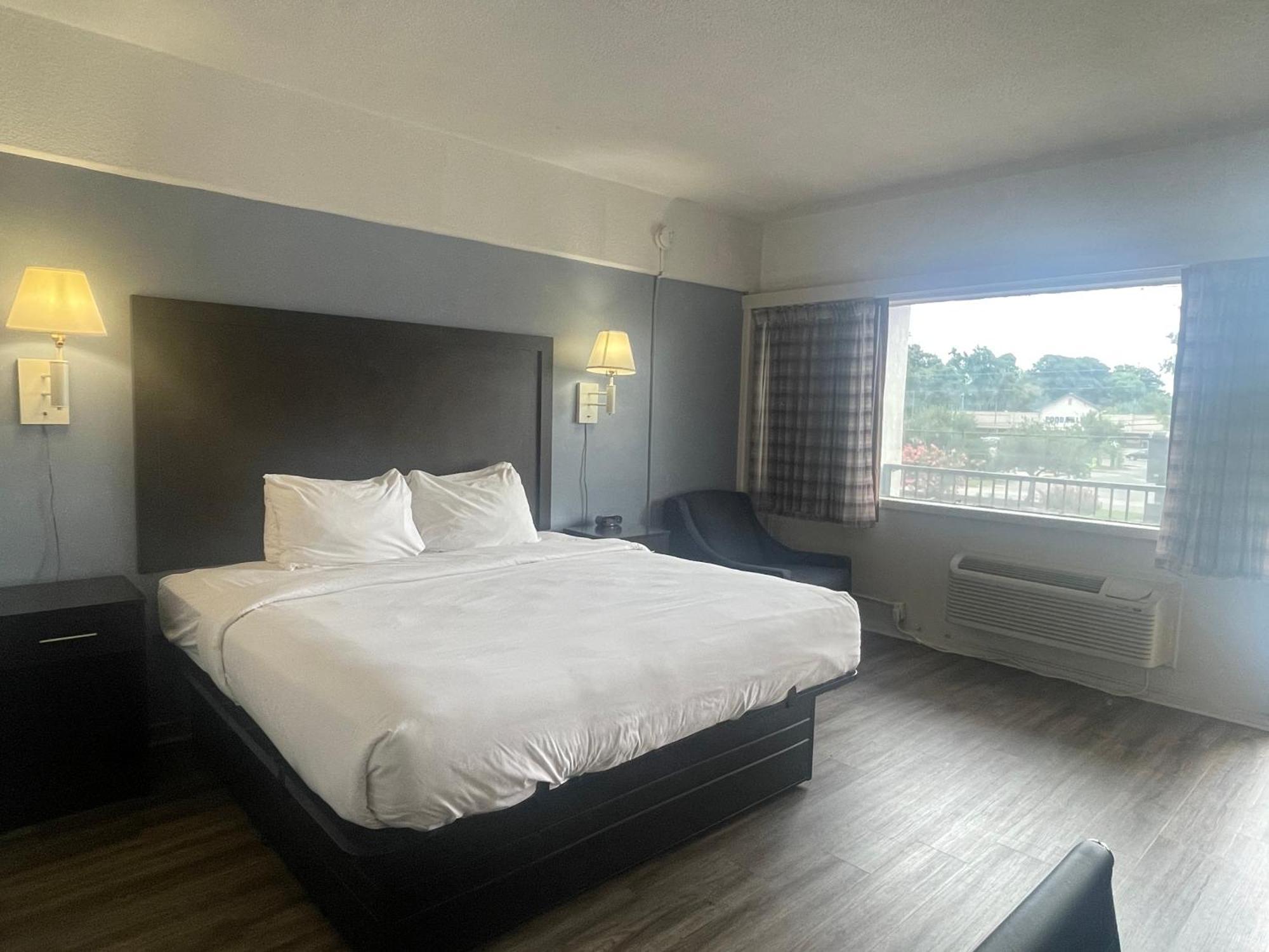 Motel 6 Norfolk, Va East Little Creek מראה חיצוני תמונה