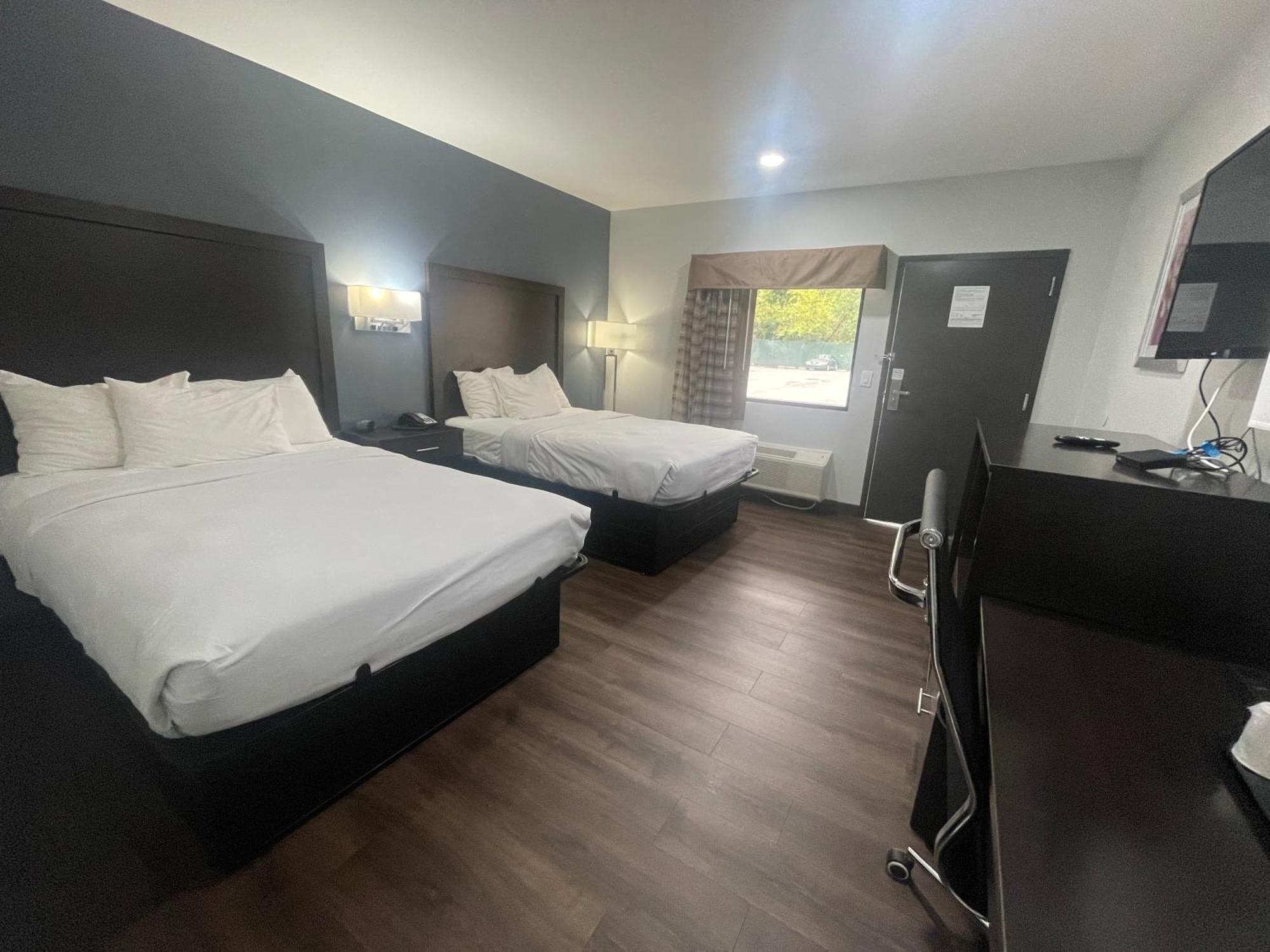 Motel 6 Norfolk, Va East Little Creek מראה חיצוני תמונה