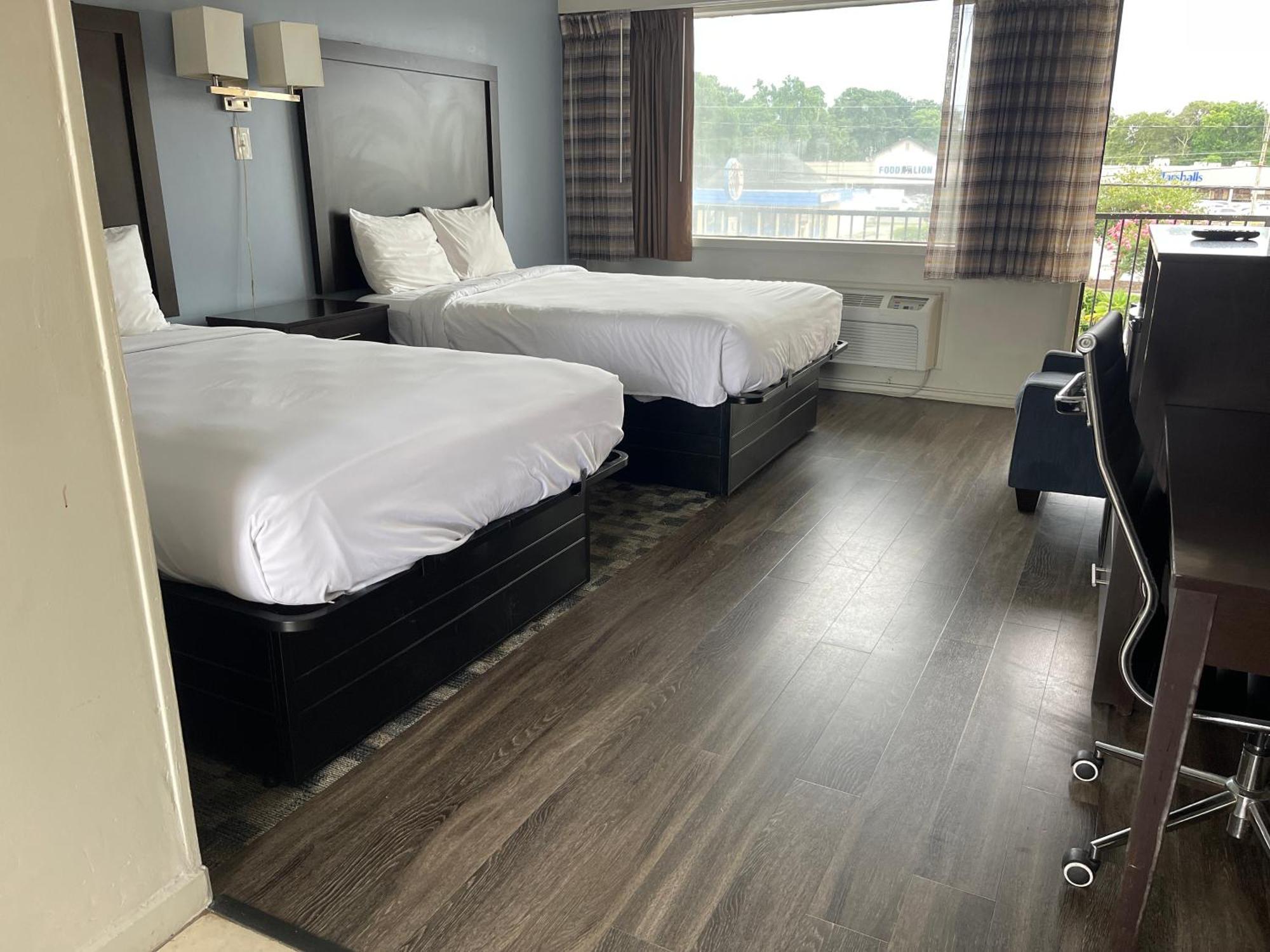 Motel 6 Norfolk, Va East Little Creek מראה חיצוני תמונה